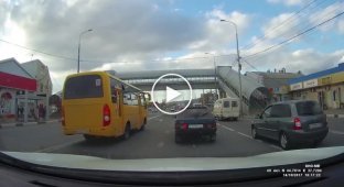 Бесплатная контактная мойка на дорогах Новороссийска