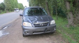 В результате столкновения двух автомобилей в Твери пострадал пешеход (3 фото + 1 видео)