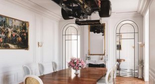 Ruthless design: racing car in the dining room (8 photos)