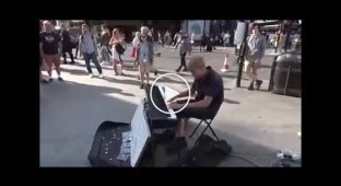 A passerby burst into a street musician's concert, and things got much better