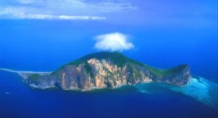 Необычные острова (12 фото)