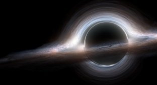 Beyond the event horizon (4 photos)