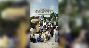 Незвичайний парк атракціонів на Тайвані