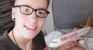Сара Родо из Германии решила выйти замуж за Boeing 737 (2 фото)