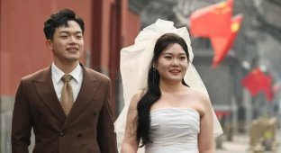 Single? We'll fire you! A Chinese company's crazy plan (5 photos)