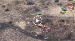 Ukrainian soldiers are clearing the Russian position in the Kupyansky direction