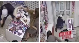 Продавщица секс-шопа в Новокузнецке отбилась от грабителя огромным фаллоимитатором (3 фото + 1 видео)