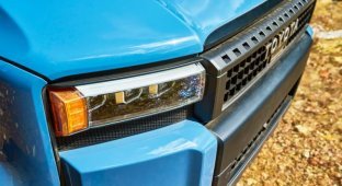 Продаж Toyota Prius і Land Cruiser у вересні показали катастрофічні результати (4 фото)