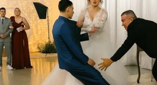Жених потерял сознание у алтаря перед клятвой невесте (2 фото + 1 видео)