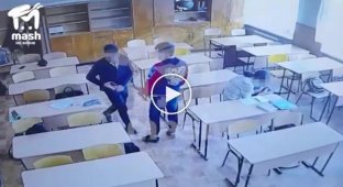 In Simferopol, a schoolboy with a knife attacked a classmate for running faster in physical education
