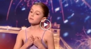 A girl with incredible talent managed to surprise the jury