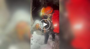 У Туреччині врятували бабусю, яка заблукала під час сильного снігопаду