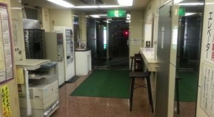 Одна неделя проживания в капсульном отеле в Токио (5 фото)