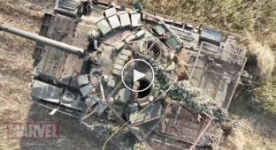 Авдеевское направление, украинский дрон уничтожает российский танк Т-72Б и БМП-1