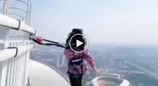 An observation deck in China for the most daring