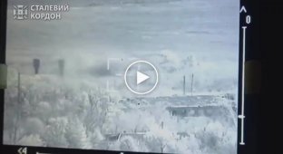Украинские военные ведут огонь из ПТРК «Стугна-П» по отступающей российской технике на Купянском направлении