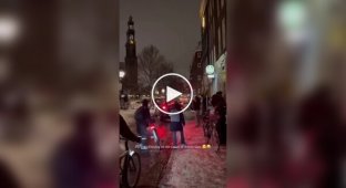 Amsterdam turned into a skating rink