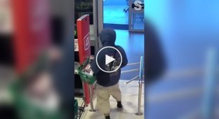An attempted shoplifting took an unexpected turn.