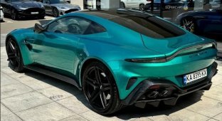 A new Aston Martin Vantage sports car was spotted in Ukraine (3 photos)