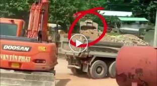 The excavator was left without a bucket