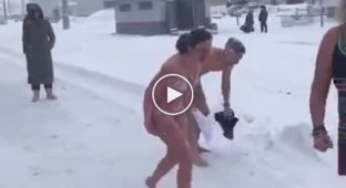 Неожиданная реакция туристов из Австралии на снег в России