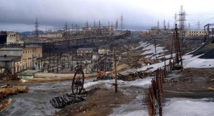 Никель — посёлок и пустошь на границе с Норвегией (45 фото)
