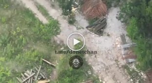 Видео результата успешного попадания в Макеевке Донецкой области