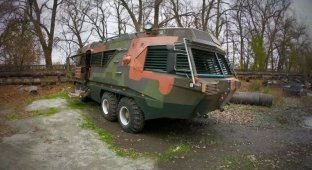 Идеальный автодом для зомби-апокалипсиса на базе БТР (5 фото + 1 видео)