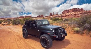 Jeep Wrangler для XPLORE Adventure Series (8 фото)