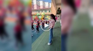 Обычное утро в китайском детском саду