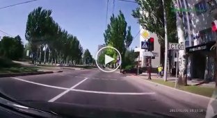 В Донецке перевернулась карета скорой помощи
