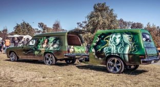 Holden Sandman и Ford XB Surferoo - Фургоны любви для австралийцев (18 фото)