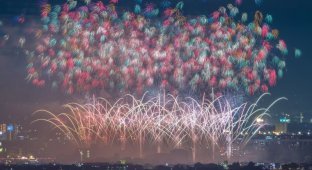Захватывающие дух японские фейерверки (12 фото)