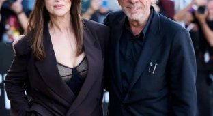 Tim Burton and Monica Bellucci (6 photos + video)