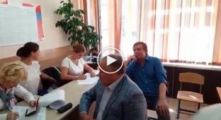 Депутат от Единной России приехал проголосовать в Сочи