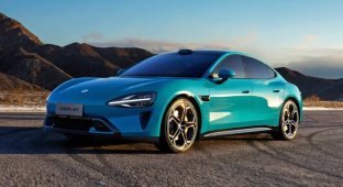 Xiaomi loses up to $900 on every car sold (3 photos)