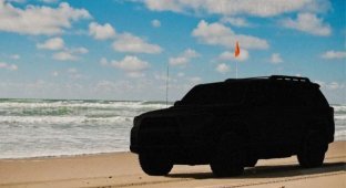 Chinese scientists create the world's blackest car paint (3 photos)