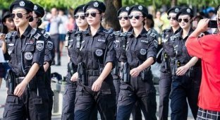 Девушки армии Китая (13 фото)