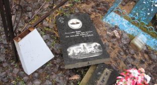 Детдомовцы разгромили кладбище в Вологодской области (4 фото)