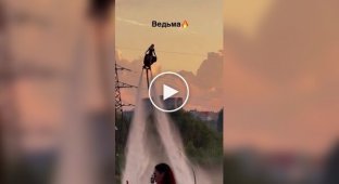 Флайбординг на заході виглядає особливо ефектно