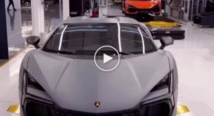 Флагманский гиперкар Lamborghini Revuelto