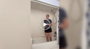 Американка пробігла 1,6 км у власній ванні км, Відео, Спорт, ванна, забавно, пробіжка