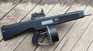 Automatic shotgun AA-12 (9 photos + 1 video)
