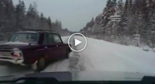 Сумасшедший водитель хотел обогнать по льду