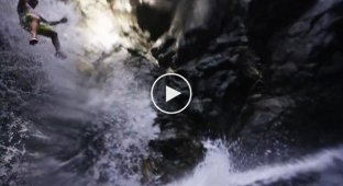 Водопад в Британской Колумбии