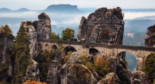 Бастай - дивовижне кам'яне диво Німеччини (4 фото)