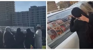 Свадебное платье и стеклянный гроб: роскошные похороны цыганки в Лондоне (5 фото + 1 видео)