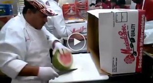 Как мастера режут арбузы