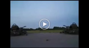 2 зенитных орудия Oerlikon GDF 35mm Twin Cannon