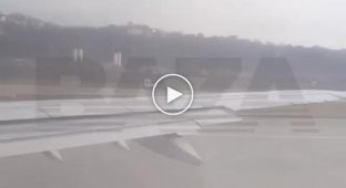 Fuel began to leak from the wing of the plane at the Sochi airport right during takeoff